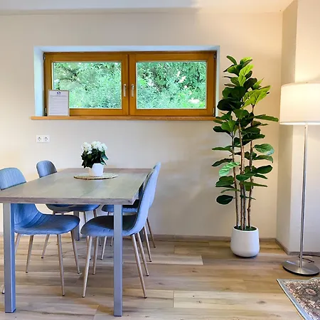 Gemuetliche Heimatgefuehl Apartment